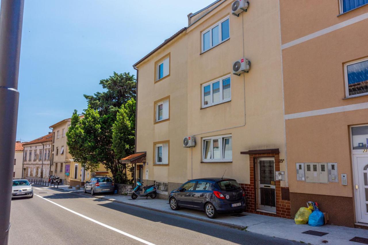 Apartments And Room Art Crikvenica Εξωτερικό φωτογραφία