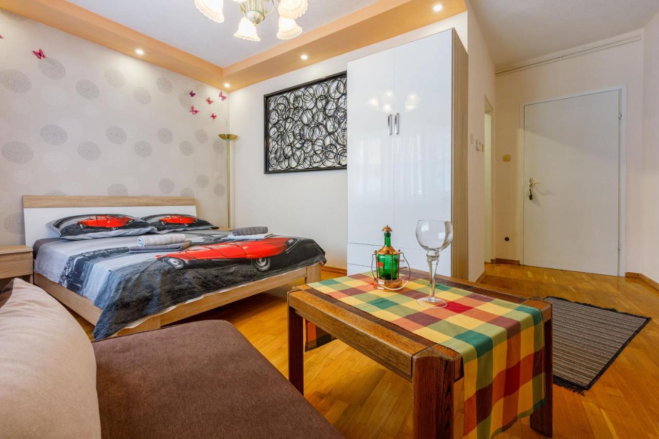 Apartments And Room Art Crikvenica Εξωτερικό φωτογραφία