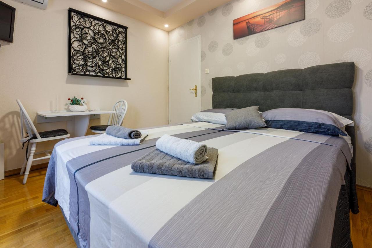 Apartments And Room Art Crikvenica Εξωτερικό φωτογραφία