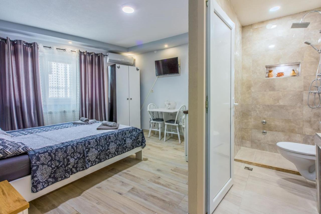 Apartments And Room Art Crikvenica Εξωτερικό φωτογραφία